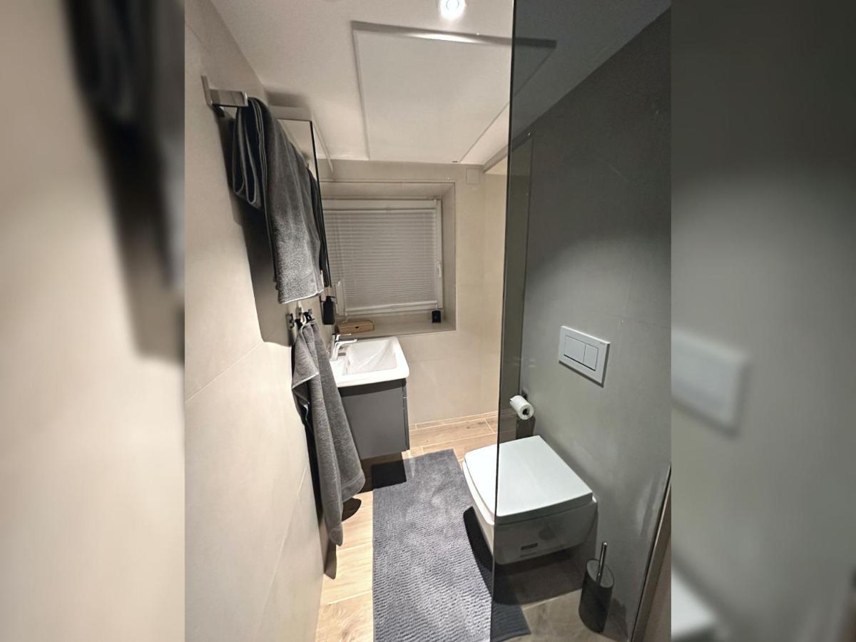 Jobelhome Alb Apartment Bad Urach Exteriör bild