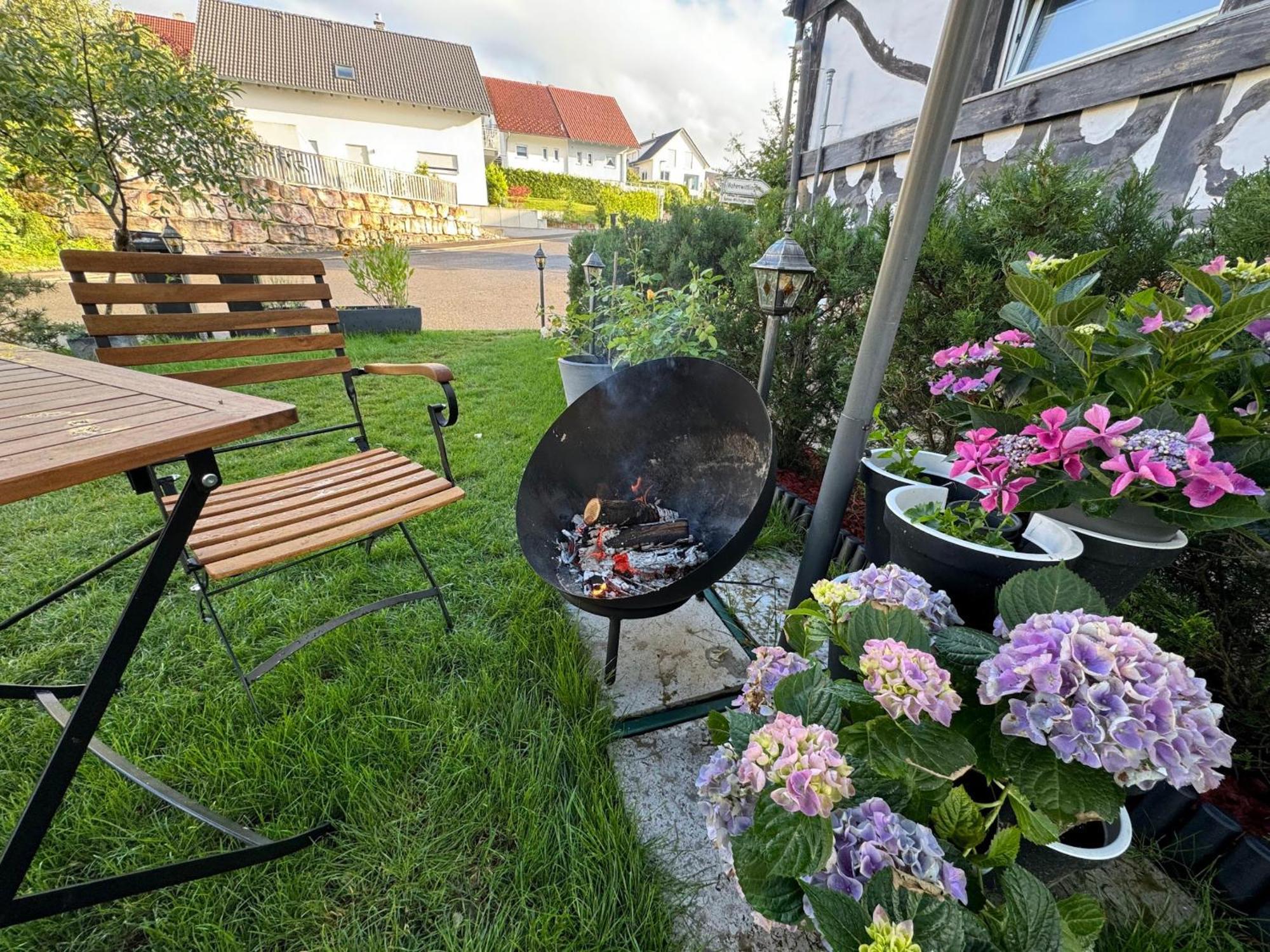 Jobelhome Alb Apartment Bad Urach Exteriör bild